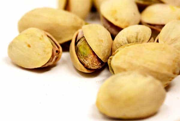 Can Cats Eat Pistachios? What Are the Risks?